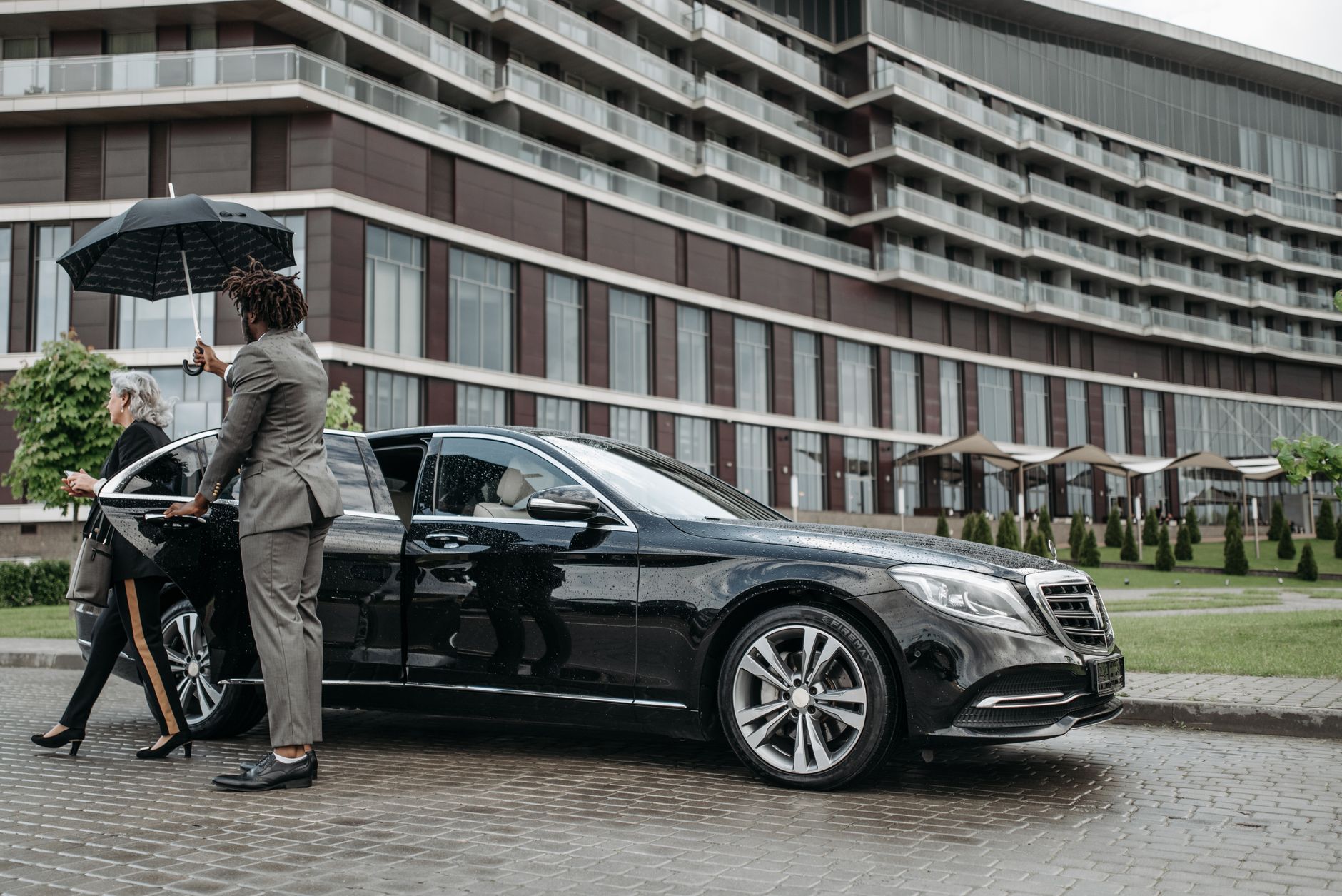 Chauffeur privé équipe à Évry-Courcouronnes